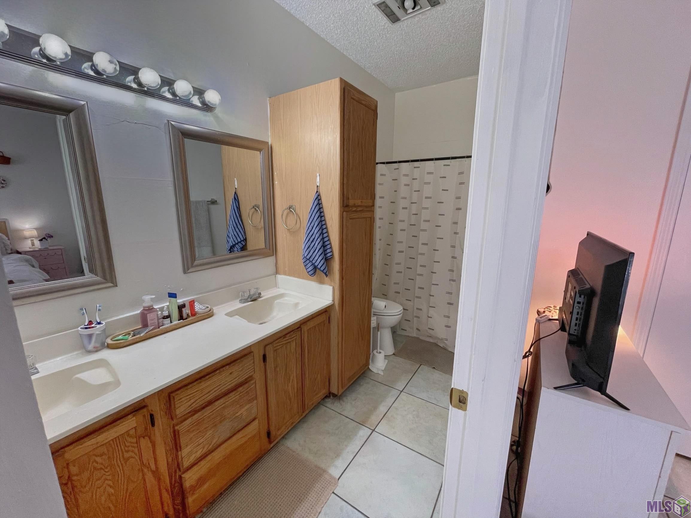 301 Meadow Bend Drive Baton Rouge, LA 70820 - Photo 5 of 12