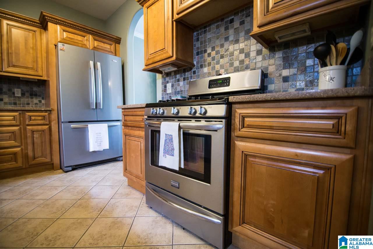 4101 Guilford Road Hoover, AL 35242 - Photo 8 of 34