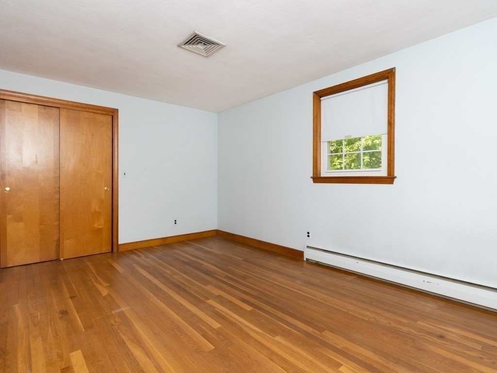 15 Harrow Road Norwood, MA 02062 - Photo 17 of 35 Gallery Image 17