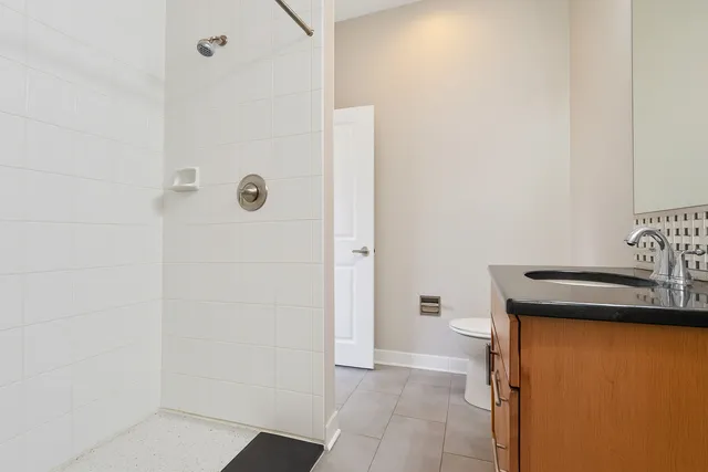 $3,111 | 1540 West Fullerton Avenue, Unit 405, Chicago, IL 60614