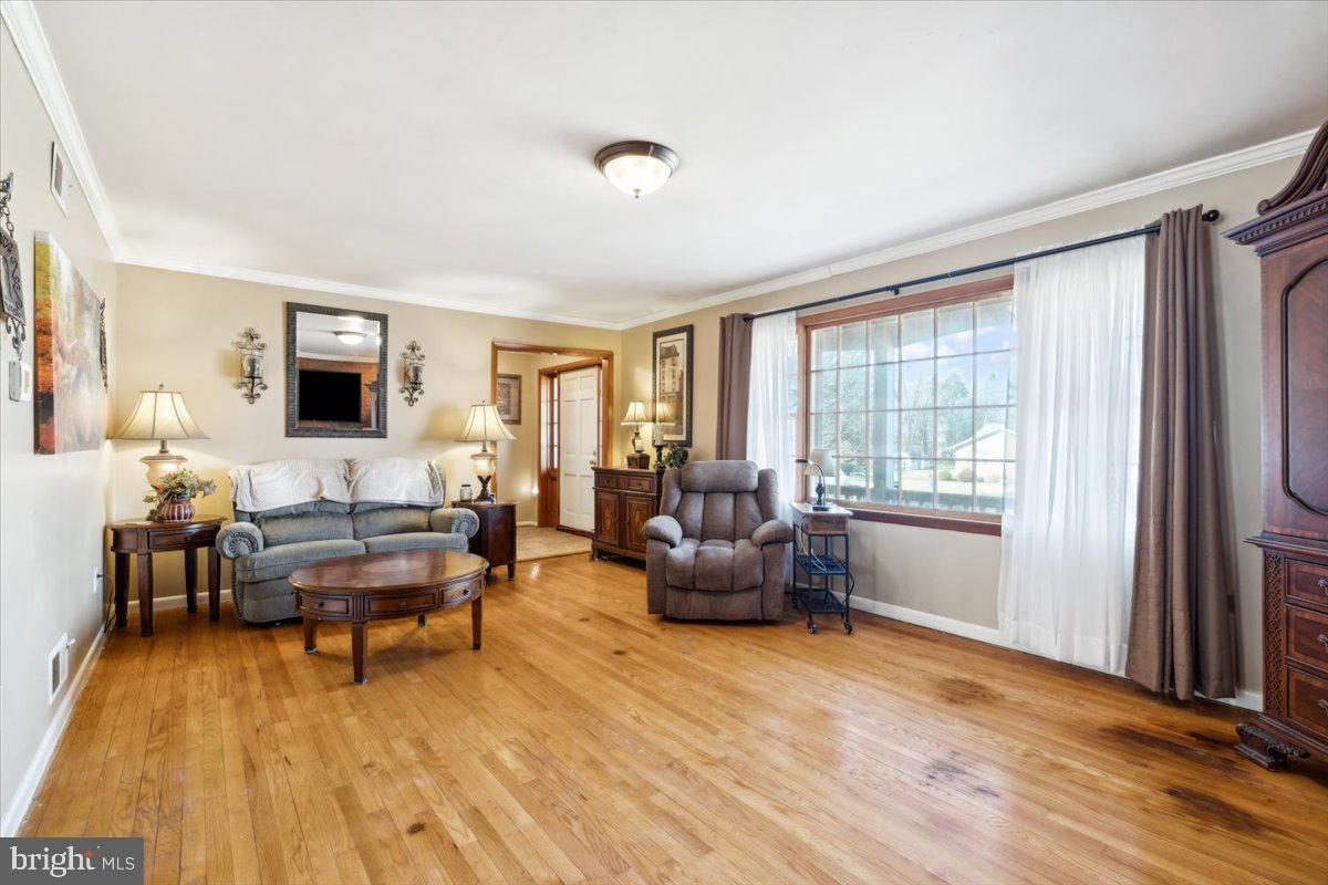 2817 Raleigh Road Walkersville, MD 21793 - Photo 8 of 64 Gallery Image 8