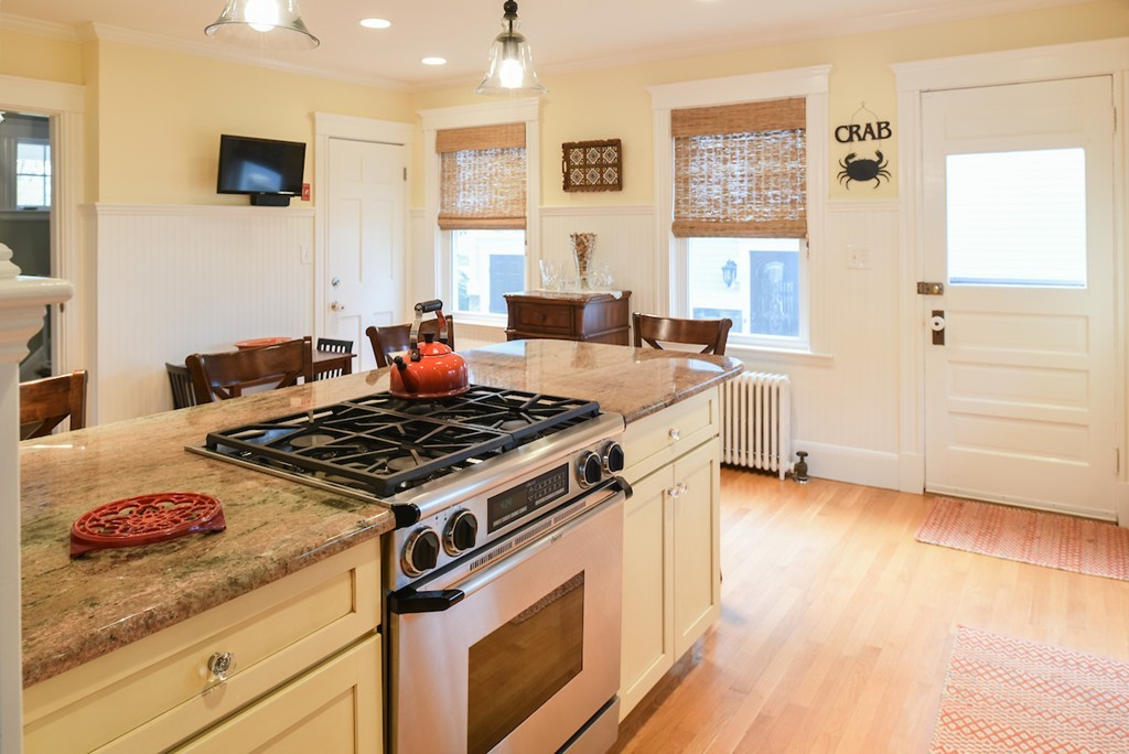 6 Wyman Road Marblehead, MA 01945 - Photo 11 of 30 Gallery Image 11