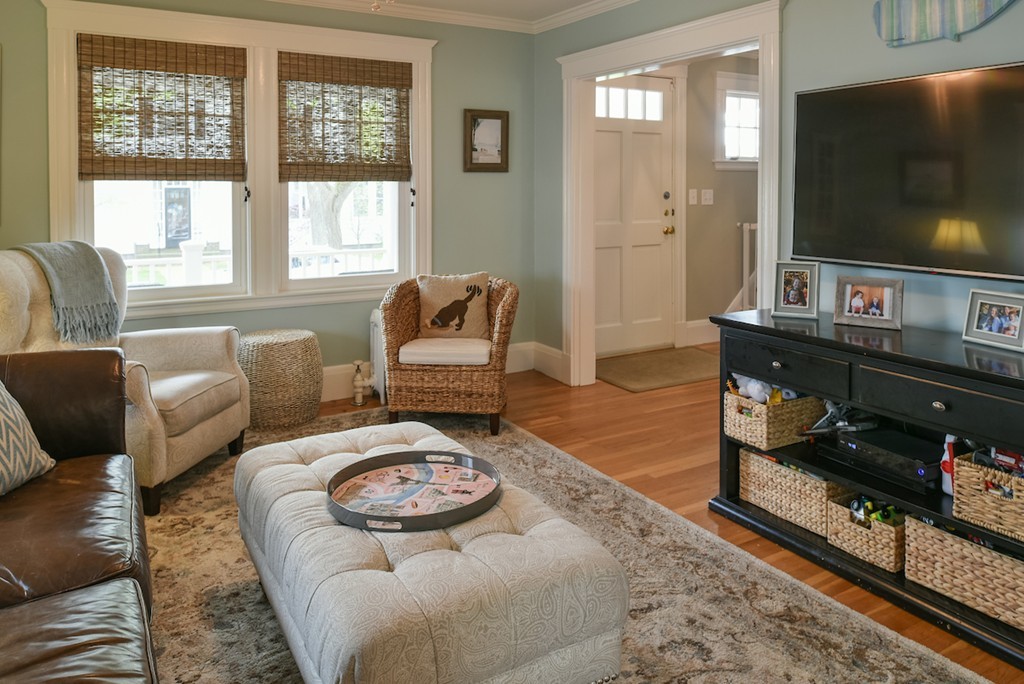 6 Wyman Road Marblehead, MA 01945 - Photo 4 of 30 Gallery Image 4
