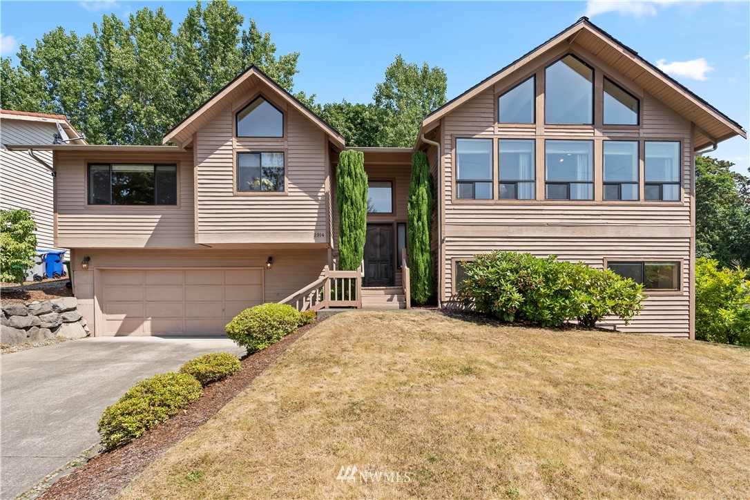 2914 Cedar Avenue South Renton, WA 98055 - Photo 1 of 25