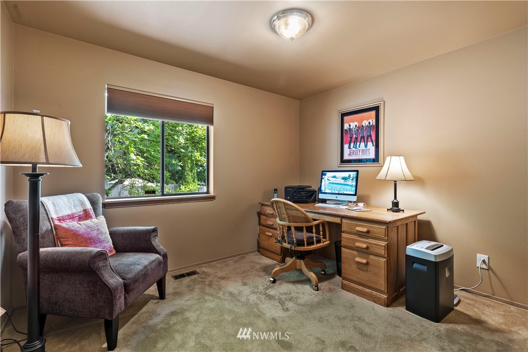 2914 Cedar Avenue South Renton, WA 98055 - Photo 15 of 25
