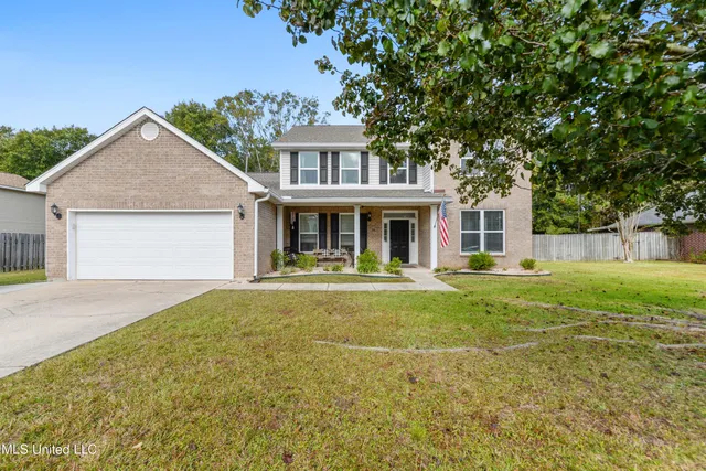 $425,000 | 55 Lakeview Drive, Ocean Springs, MS 39564