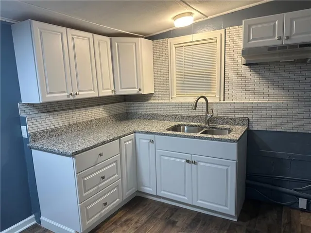 $247,800 | 8510 Grandview Lane, Overland Park, KS 66212