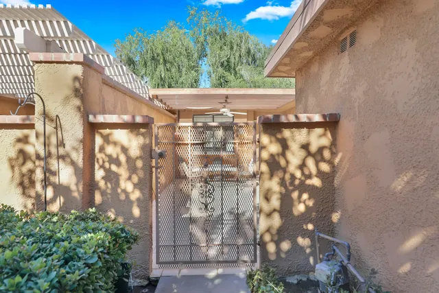 $255,000 | 2 Valencia Drive, Rancho Mirage, CA 92270
