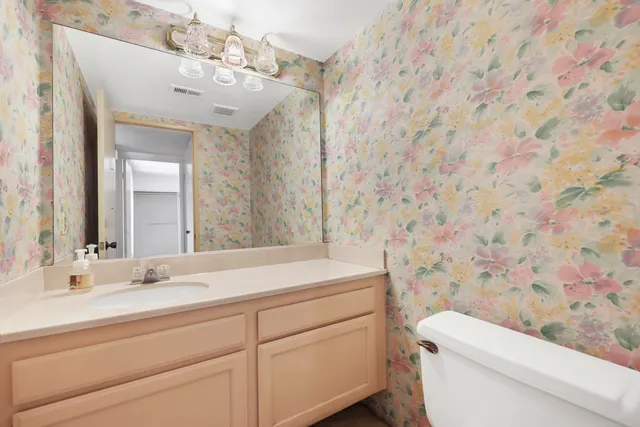 $255,000 | 2 Valencia Drive, Rancho Mirage, CA 92270