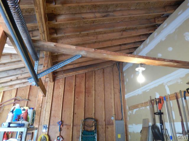 151 Comanche Pines Road Effort, PA 18330 - Photo 31 of 42
