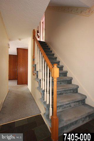 1690 Northview Road York, PA 17406 - Photo 9 of 25 Gallery Image 9