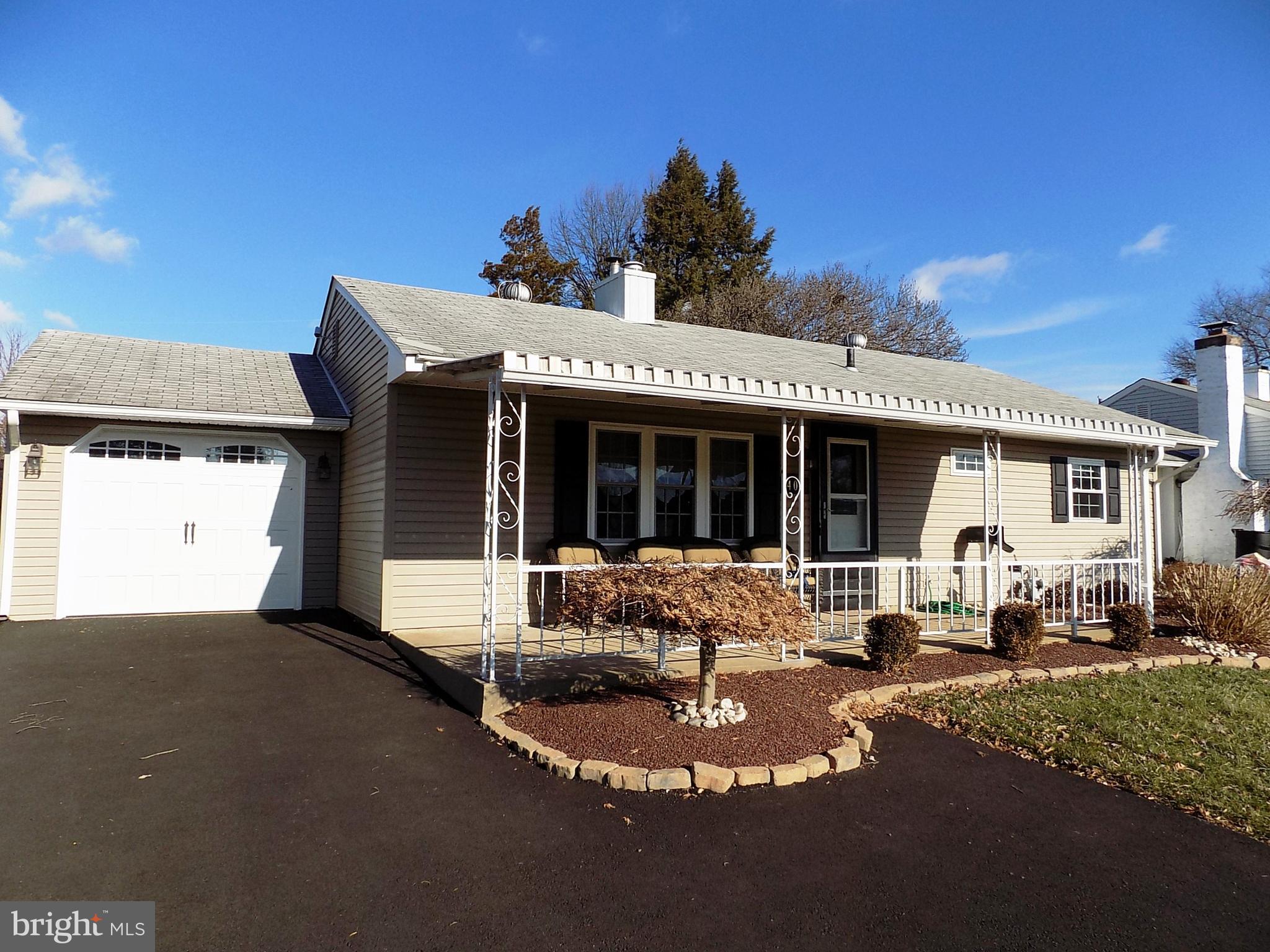 409 Berkshire Road Fairless Hills, PA 19030 - Photo 2 of 28 Gallery Image 2