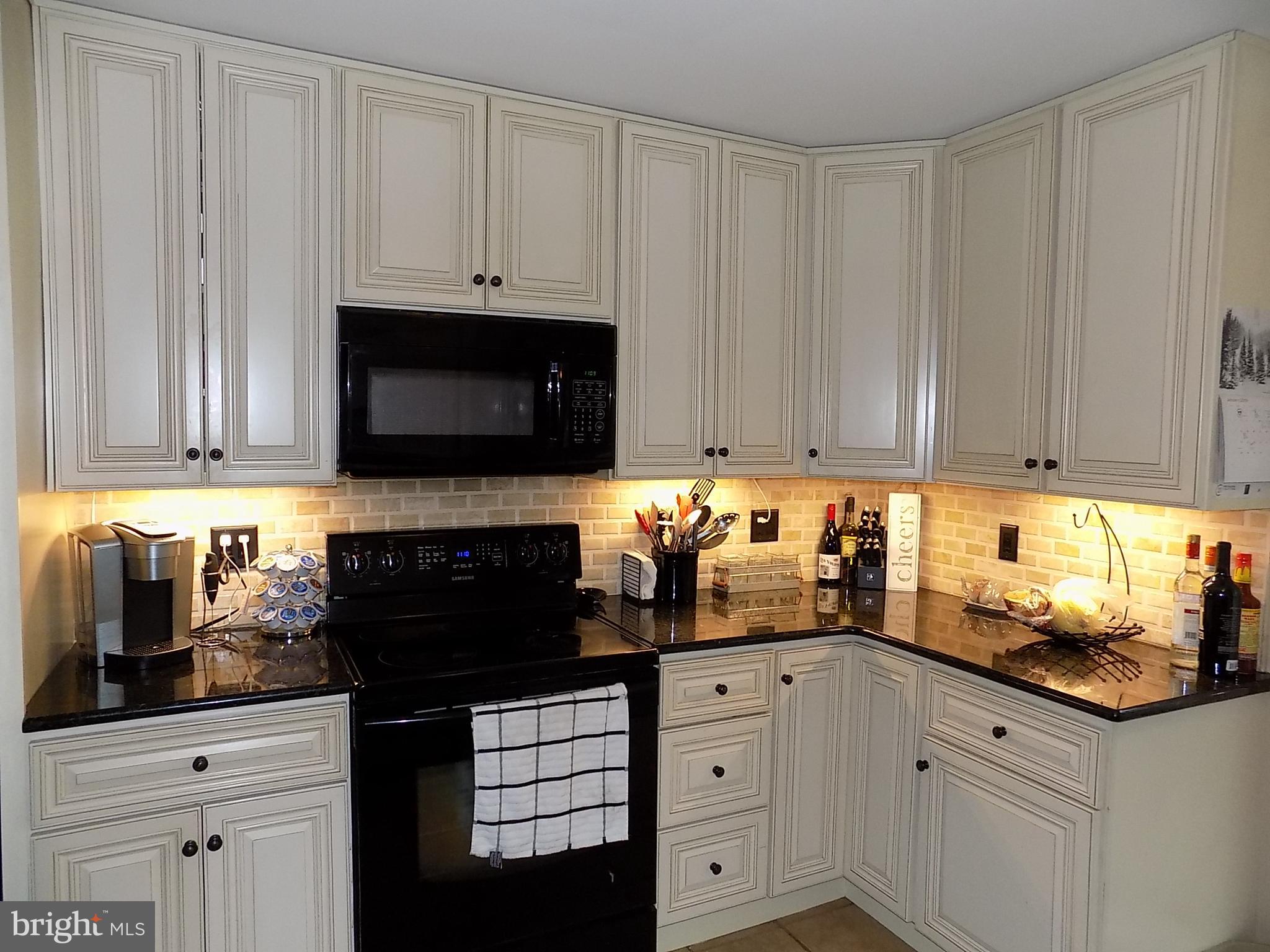 409 Berkshire Road Fairless Hills, PA 19030 - Photo 12 of 28 Gallery Image 12