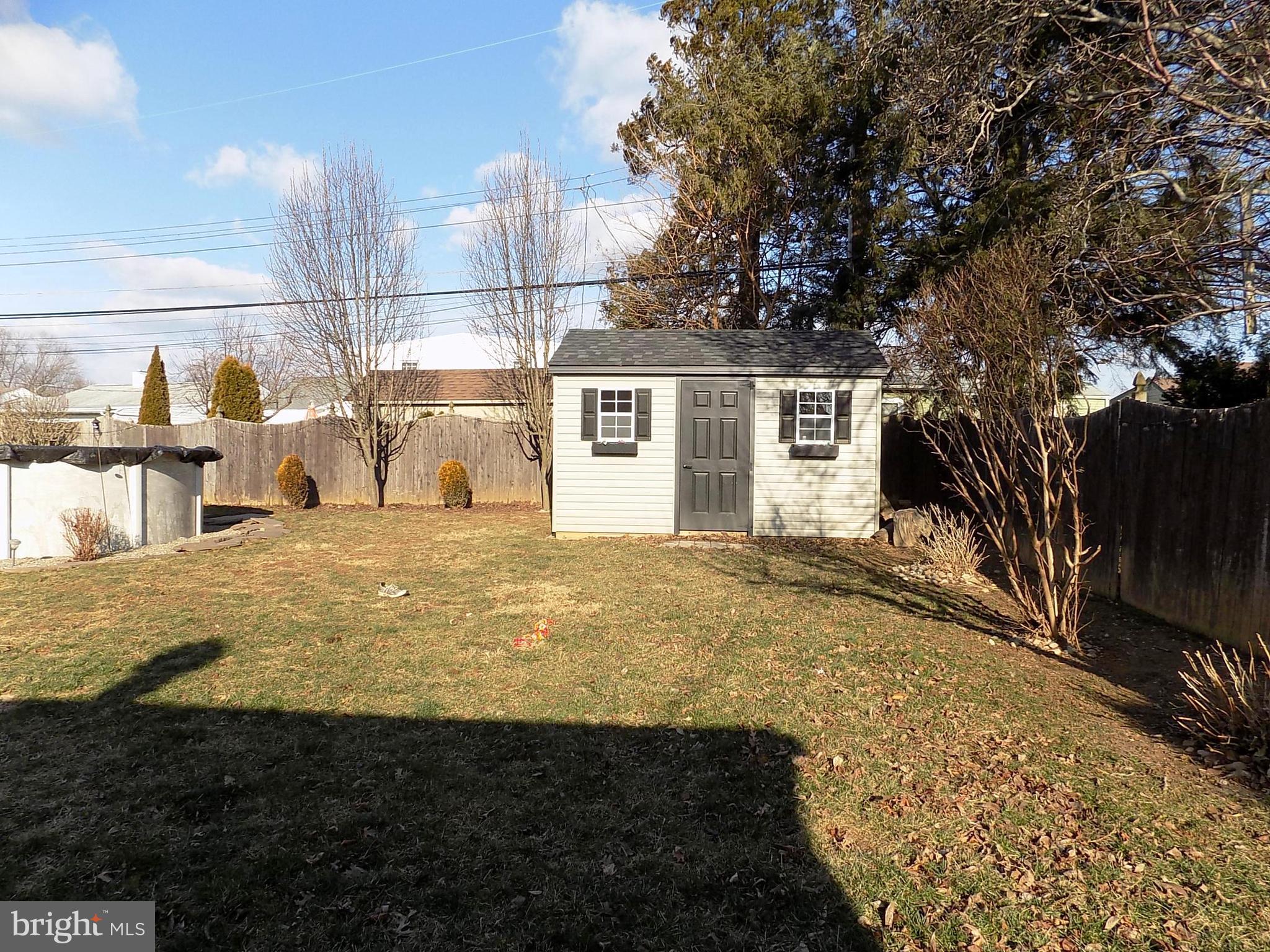 409 Berkshire Road Fairless Hills, PA 19030 - Photo 25 of 28 Gallery Image 25