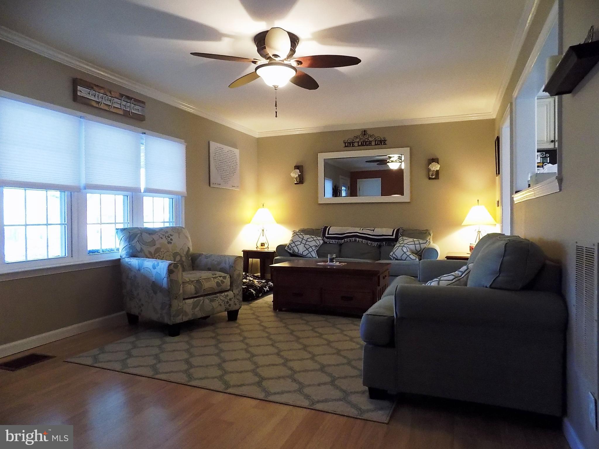 409 Berkshire Road Fairless Hills, PA 19030 - Photo 9 of 28 Gallery Image 9