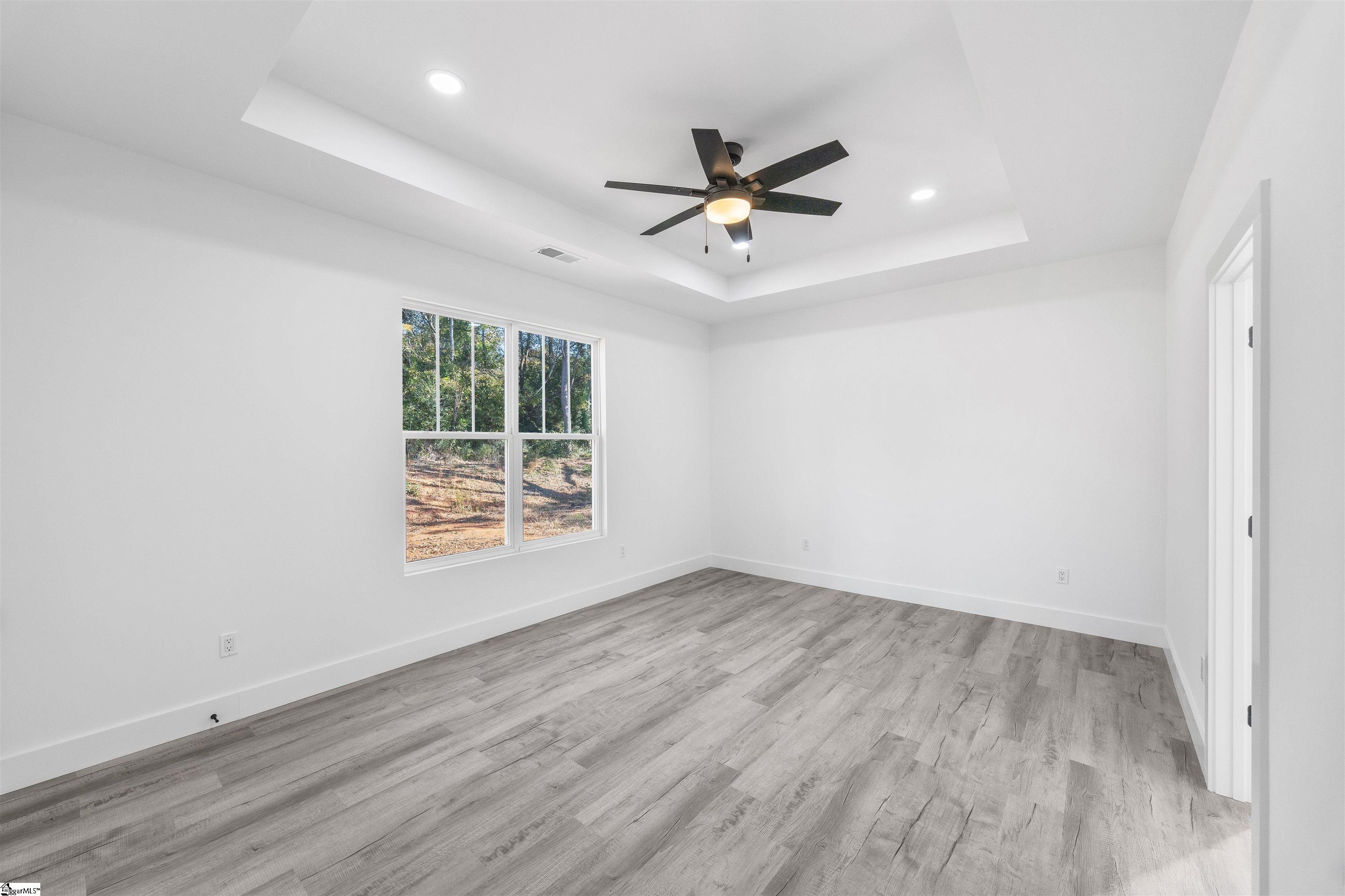 114 Hillcrest Circle Anderson, SC 29624 - Photo 16 of 46