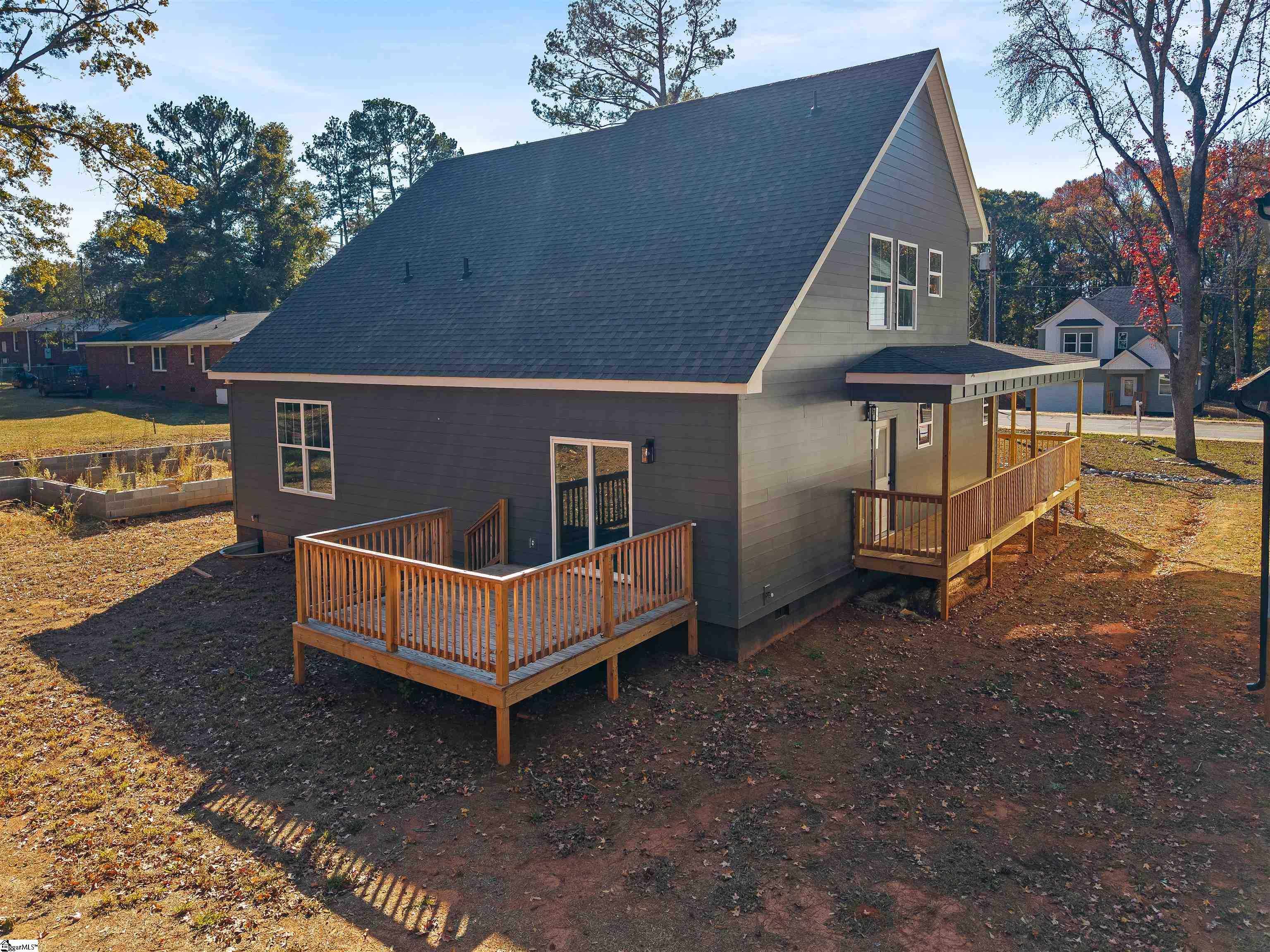 114 Hillcrest Circle Anderson, SC 29624 - Photo 37 of 46