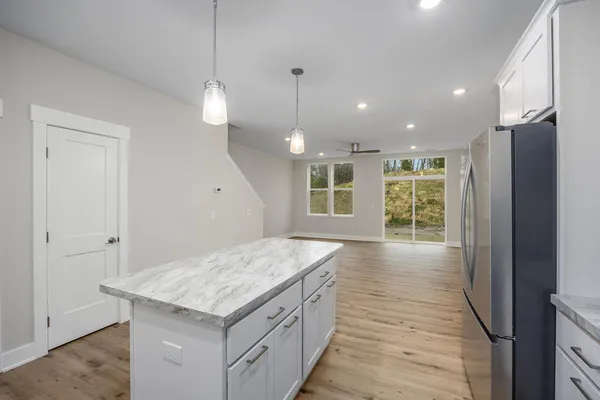 $349,900 | 2221 Watertown Way, Grand Rapids, MI 49505