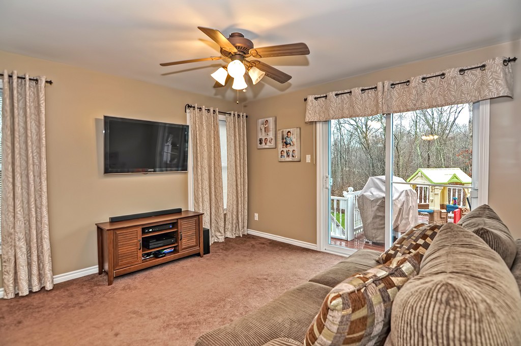 749 Old Warren Road Swansea, MA 02777 - Photo 12 of 30 Gallery Image 12