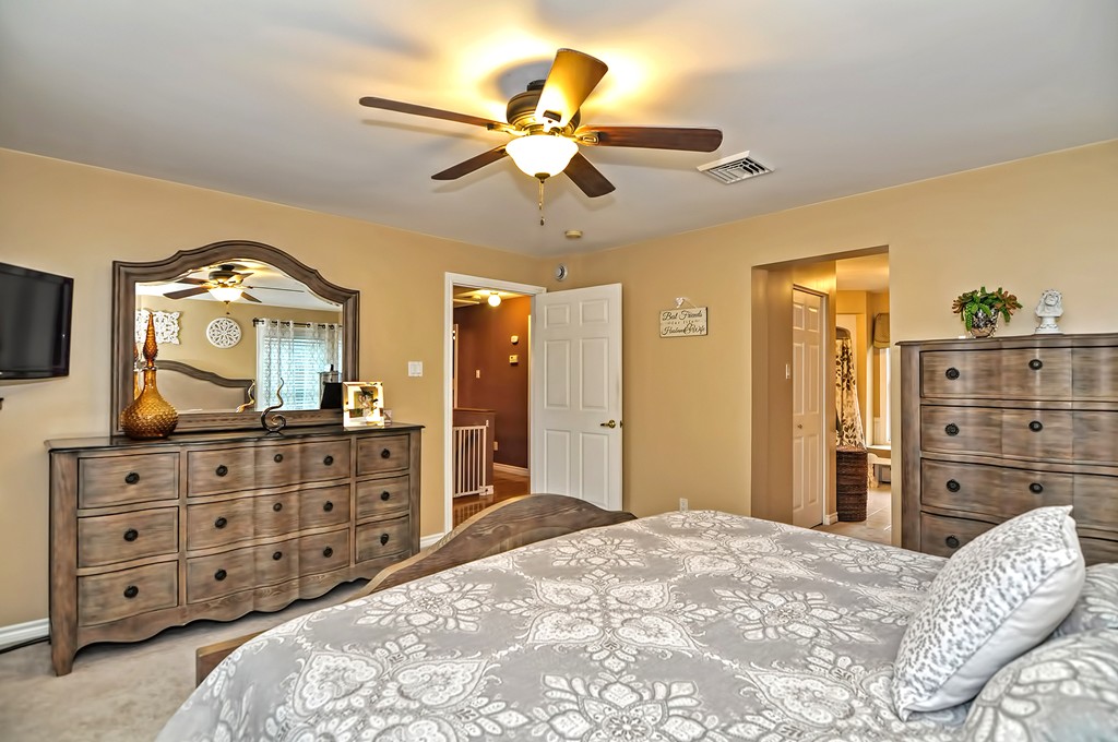 749 Old Warren Road Swansea, MA 02777 - Photo 15 of 30 Gallery Image 15