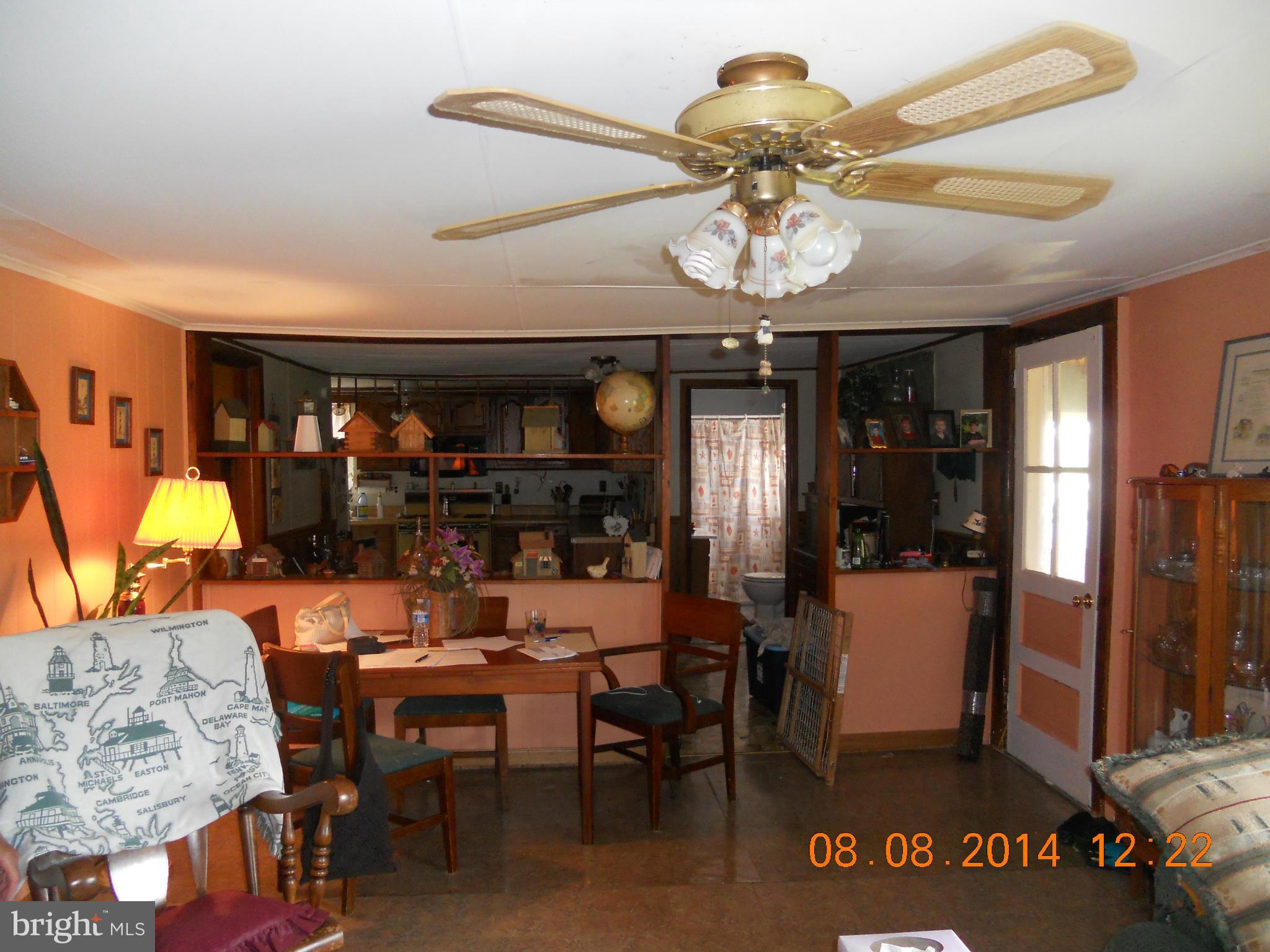 12665 Hog Ridgely, MD 21660 - Photo 4 of 16 Living Room