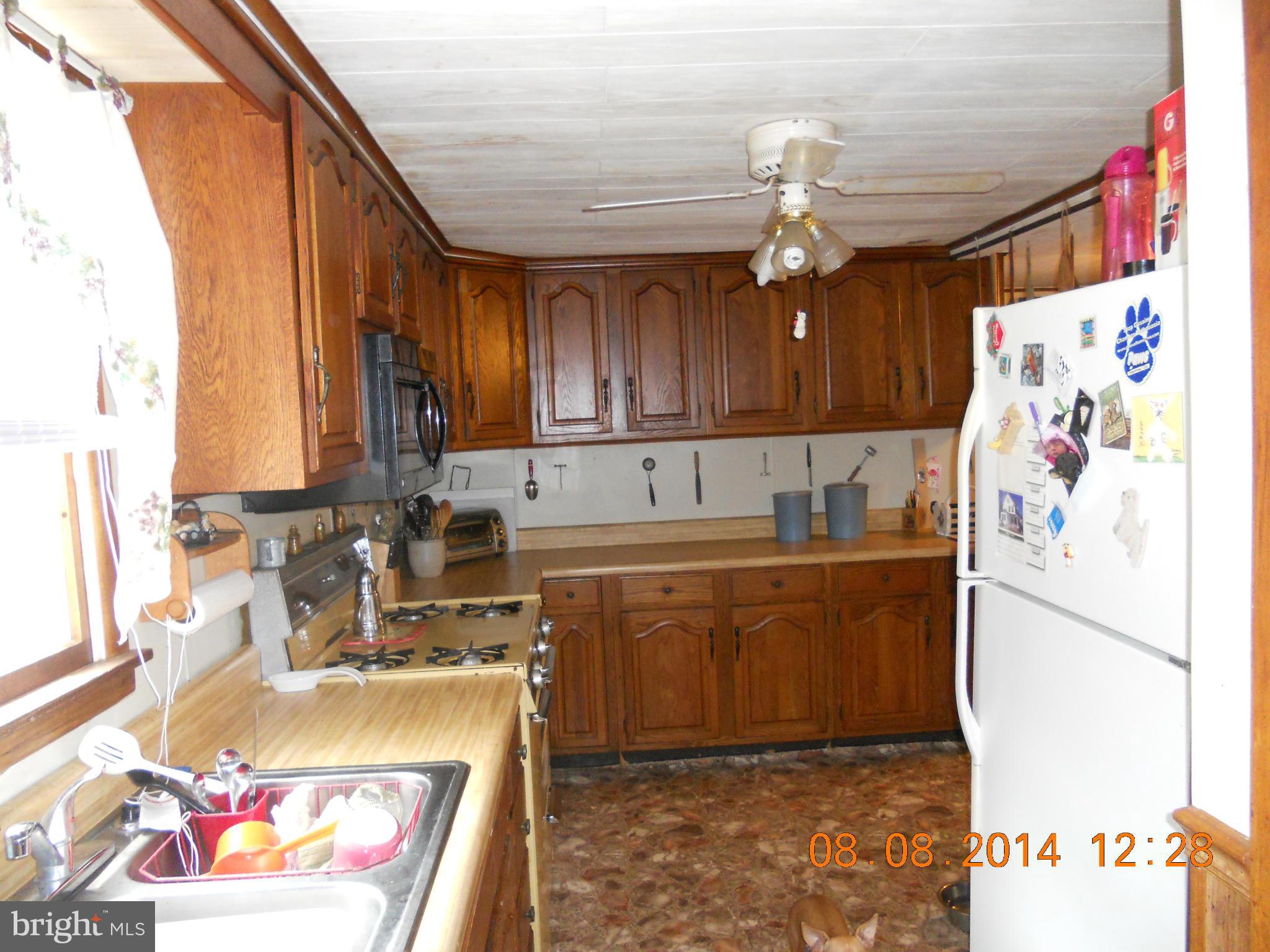 12665 Hog Ridgely, MD 21660 - Photo 8 of 16 Kitchen