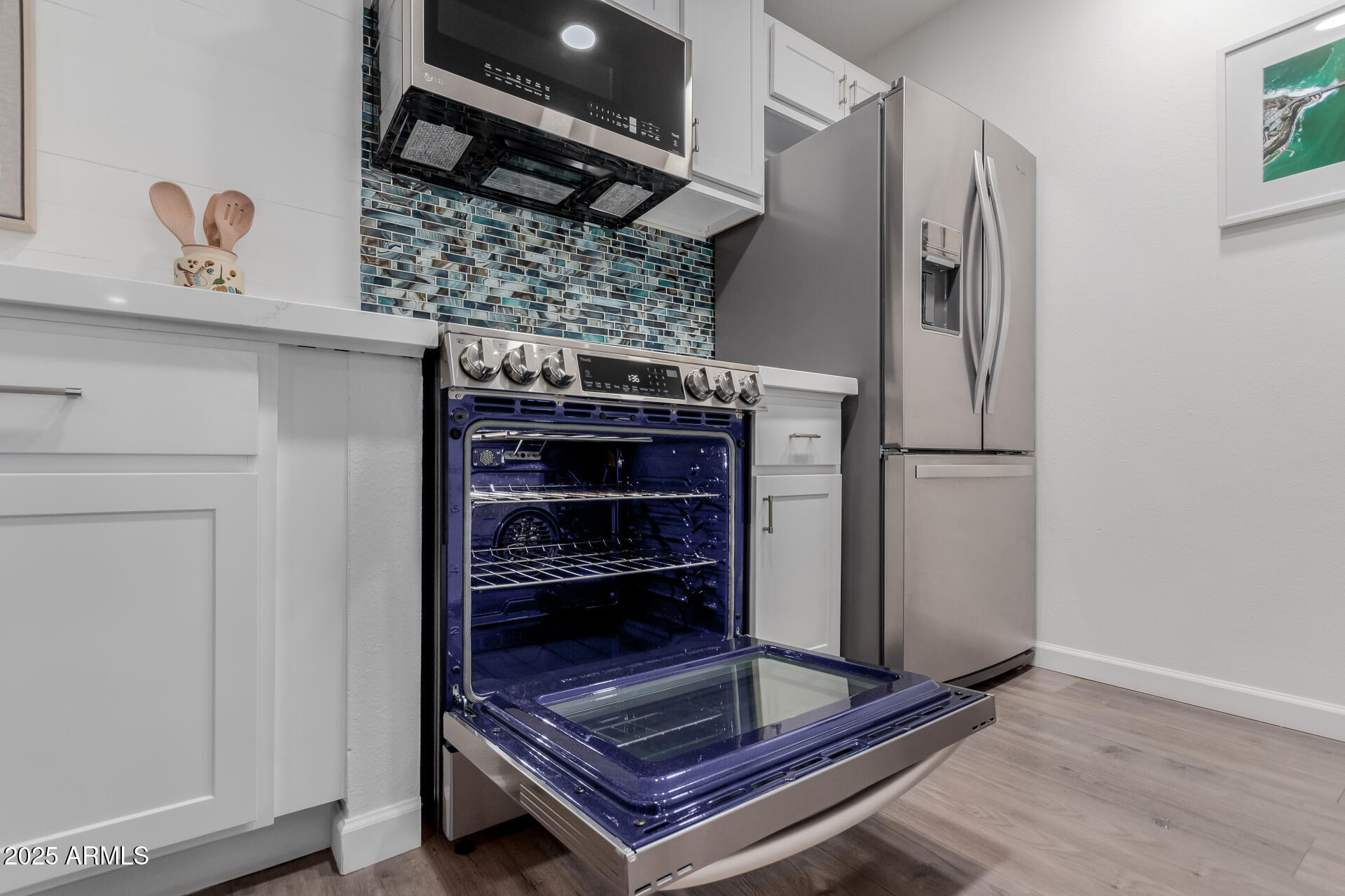 5525 East Thomas Road, Unit M12 Phoenix, AZ 85018 - Photo 5 of 42 Pristine appliances