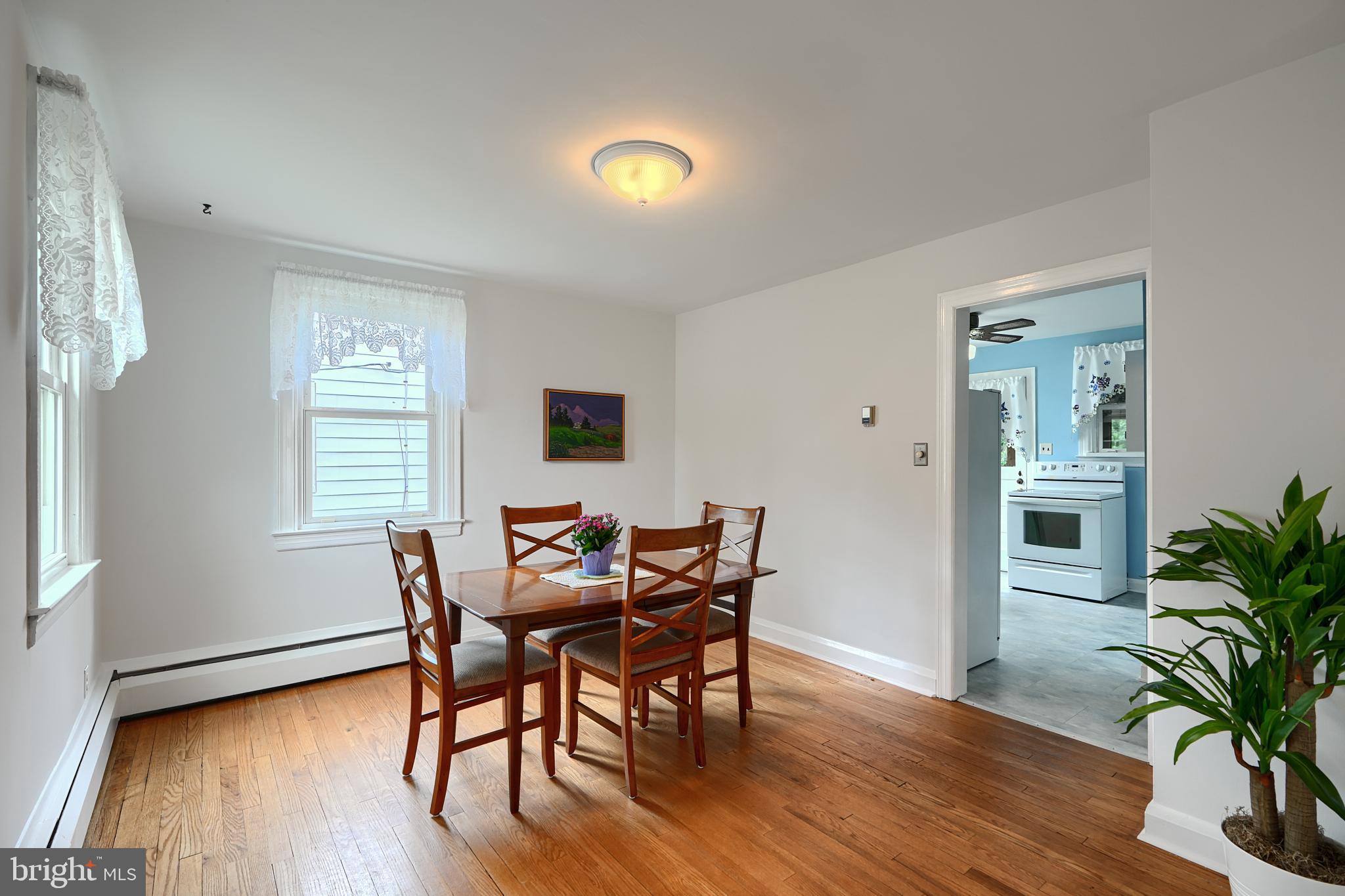 503 North Stuart Street Baltimore, MD 21221 - Photo 15 of 47 Dining room measures 13' x 11'