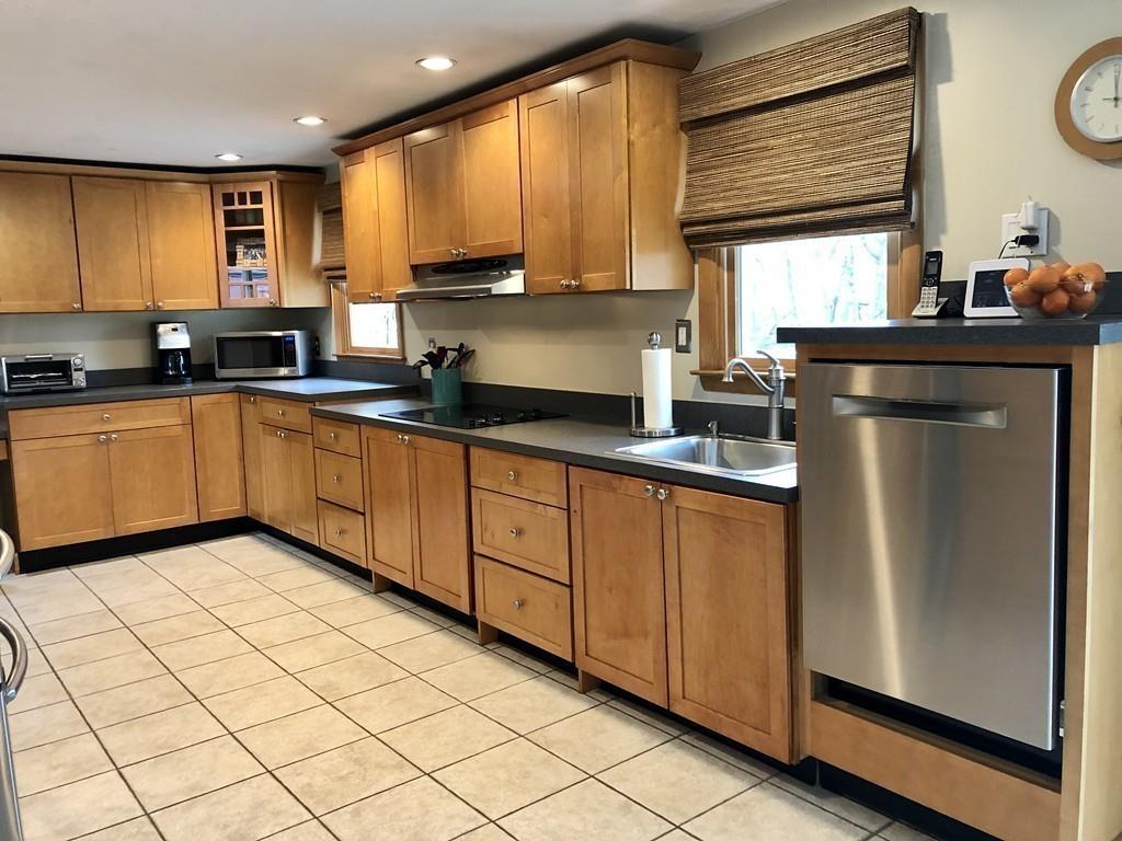 24 Worcester Road Sharon, MA 02067 - Photo 13 of 30 Gallery Image 13