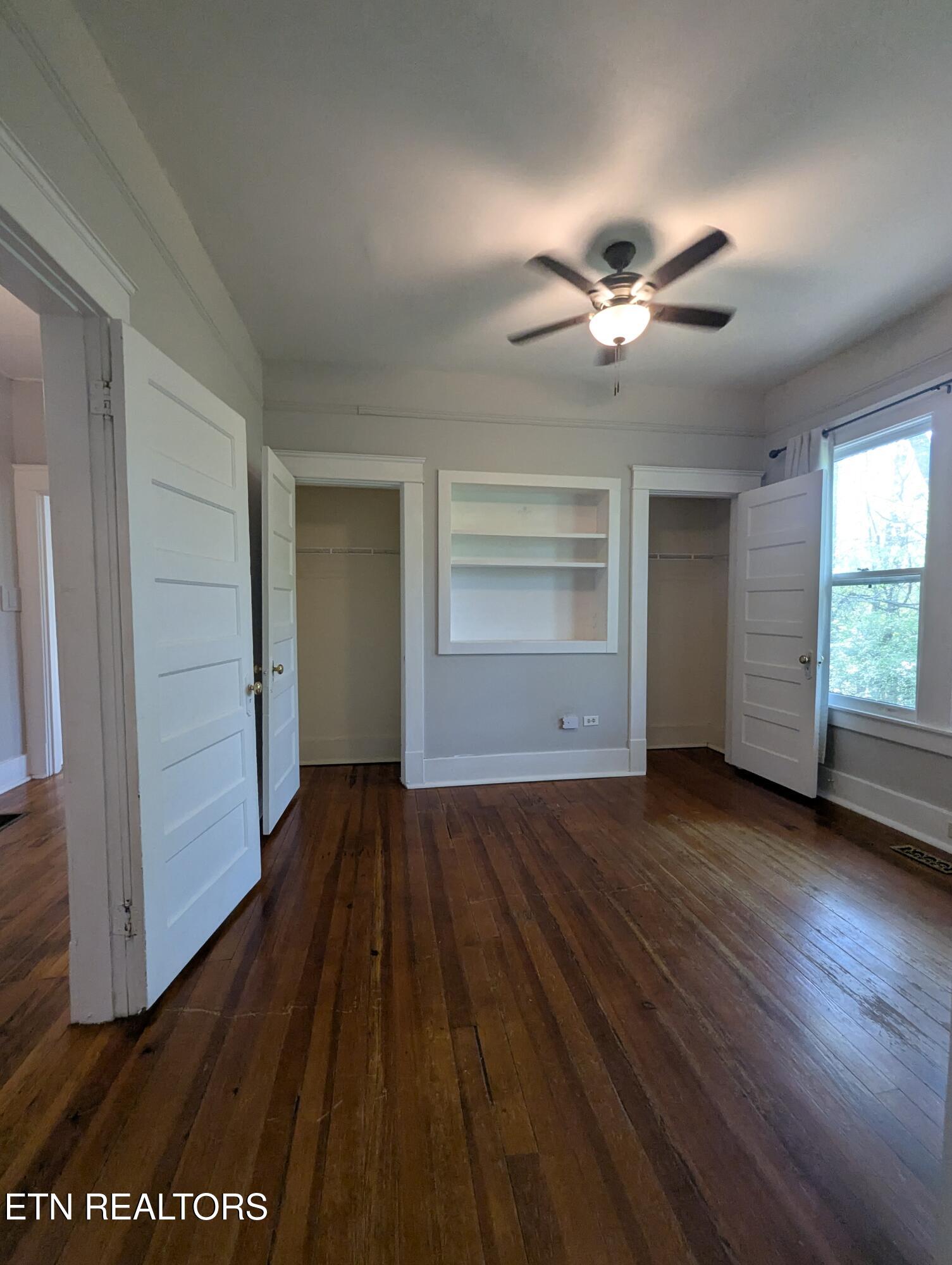 3117 Rennoc Road Knoxville, TN 37918 - Photo 7 of 24 PXL_20260415_175734041.RAW-01.COVER