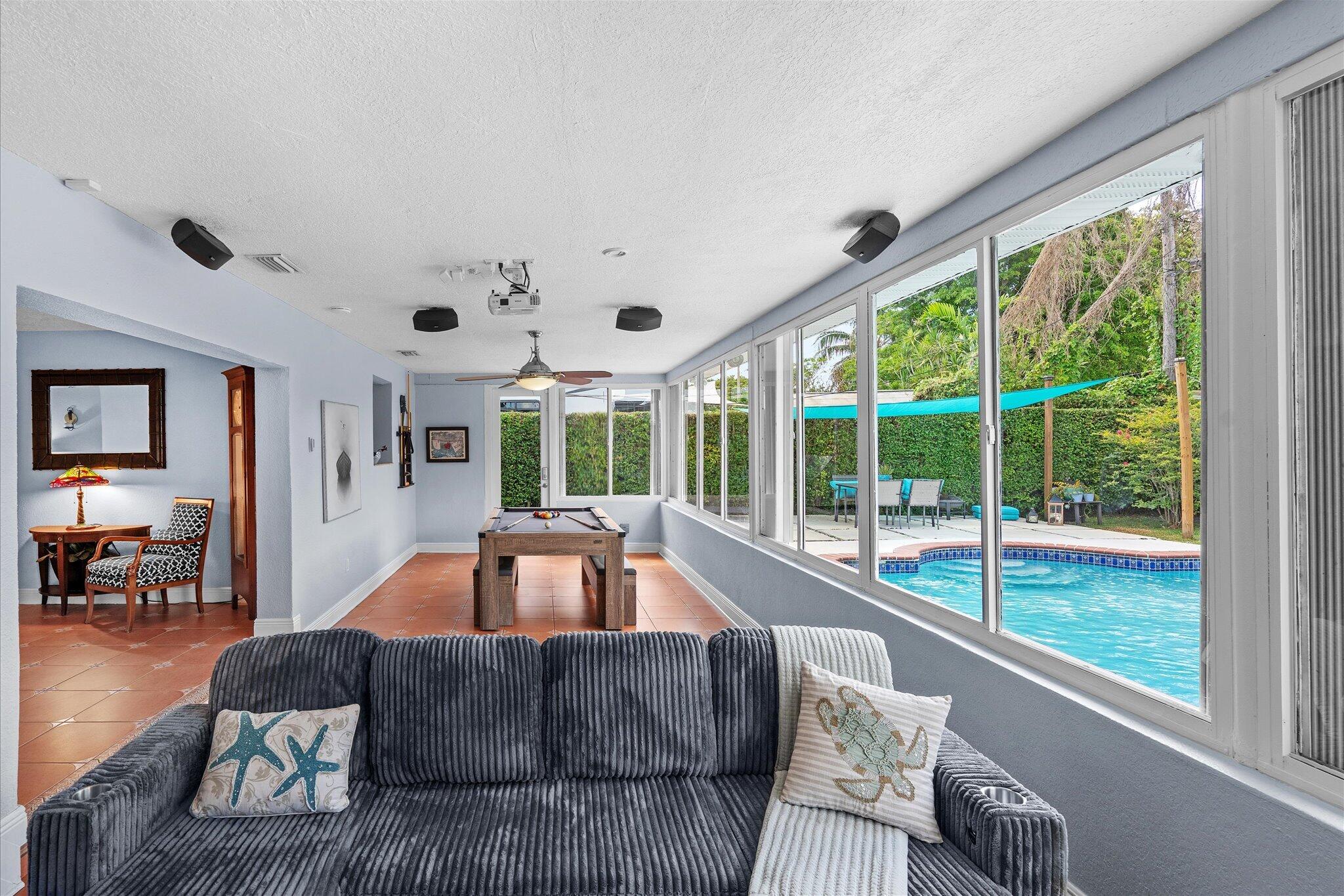 8341 Southwest 14th Street Miami, FL 33144 - Photo 2 of 41 1-63-mkw03477