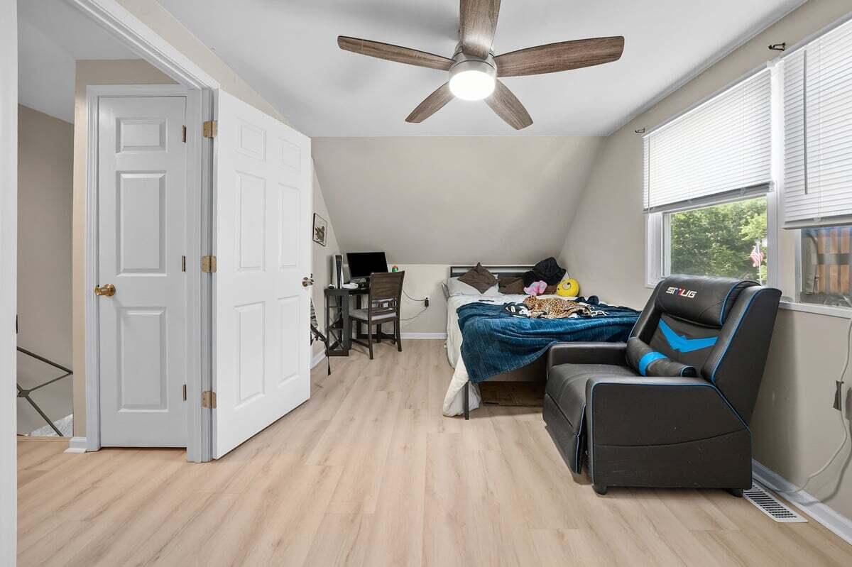 715 McCool Road Valparaiso, IN 46385 - Photo 16 of 22 1200x799
