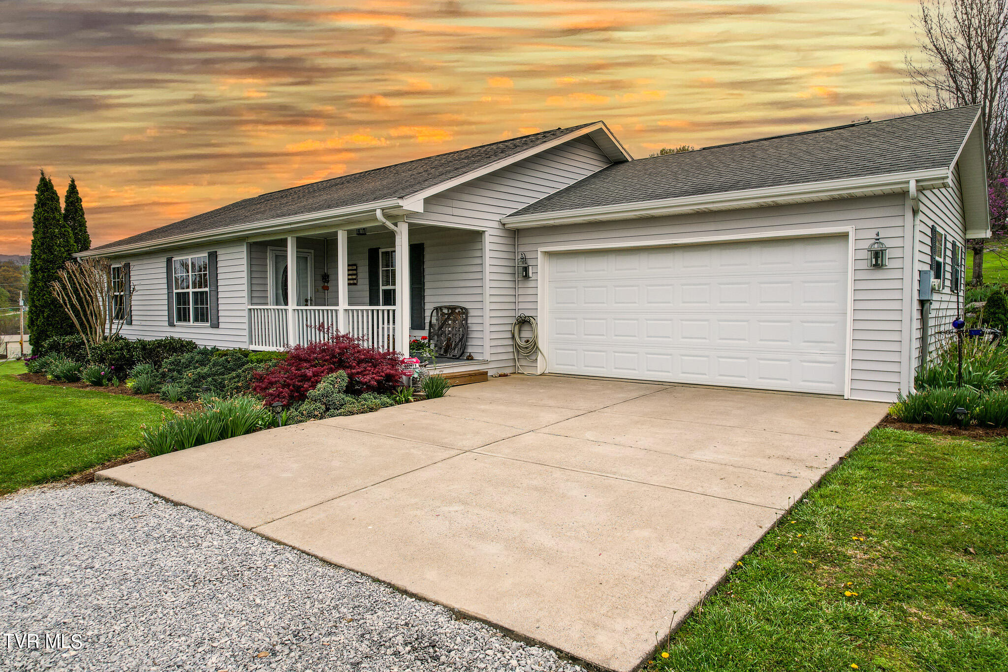 120 Pates Lane Greeneville, TN 37743 - Photo 2 of 26 DJI_0813-Edit