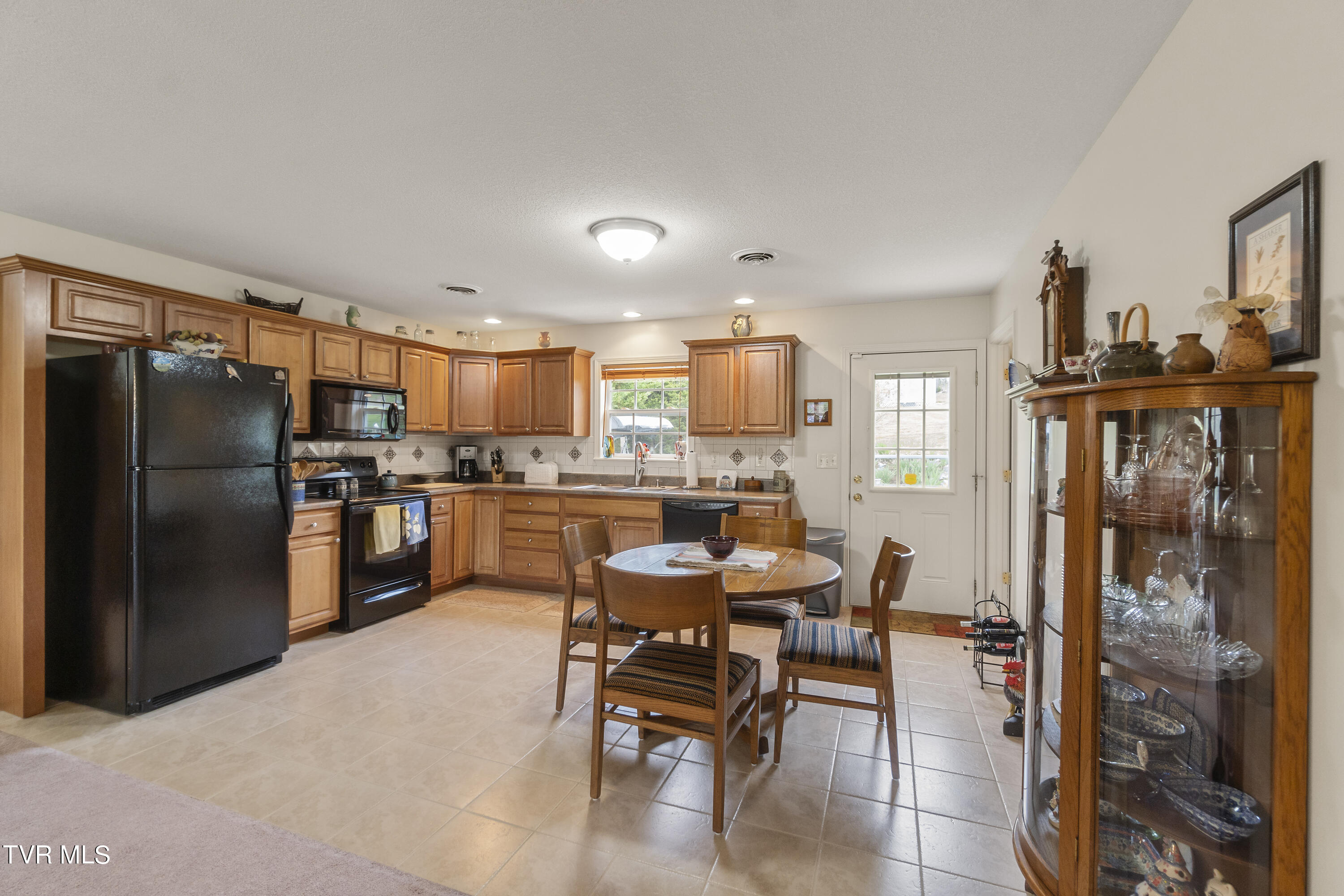 120 Pates Lane Greeneville, TN 37743 - Photo 9 of 26 DSC07050