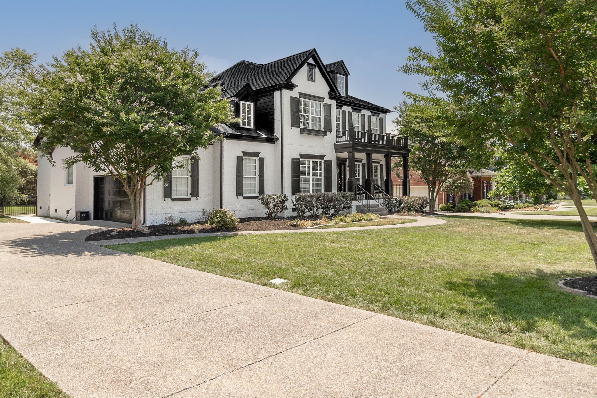 2047 Belshire Way Spring Hill, TN 37174 - Photo 5 of 54 a front view of house with yard
