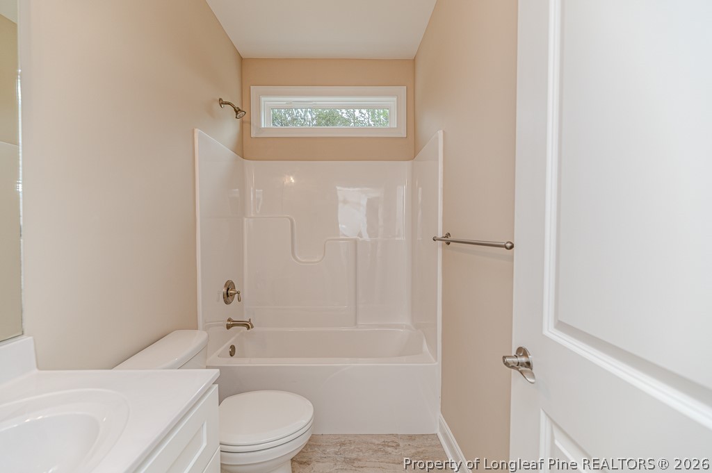 261 River Falls Road Sanford, NC 27332 - Photo 22 of 28 Hall bath