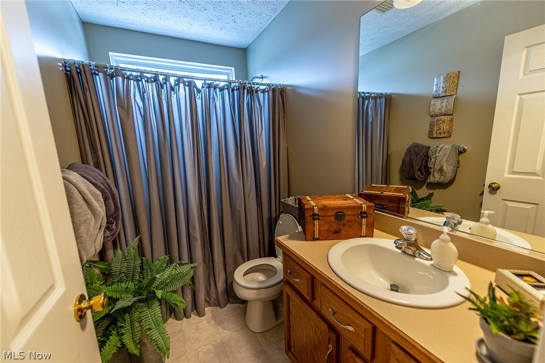3163 Castleton Court Akron, OH 44312 - Photo 12 of 18