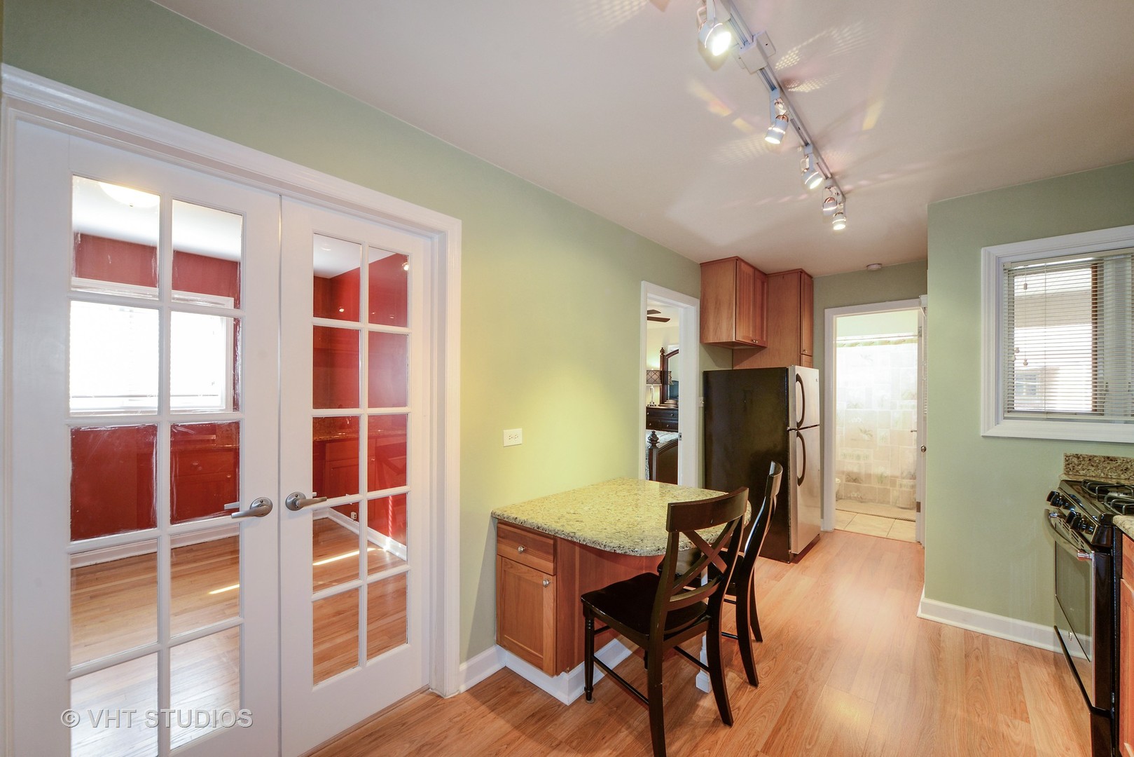 8035 Lake Street, Unit 2 River Forest, IL 60305 - Photo 5 of 10