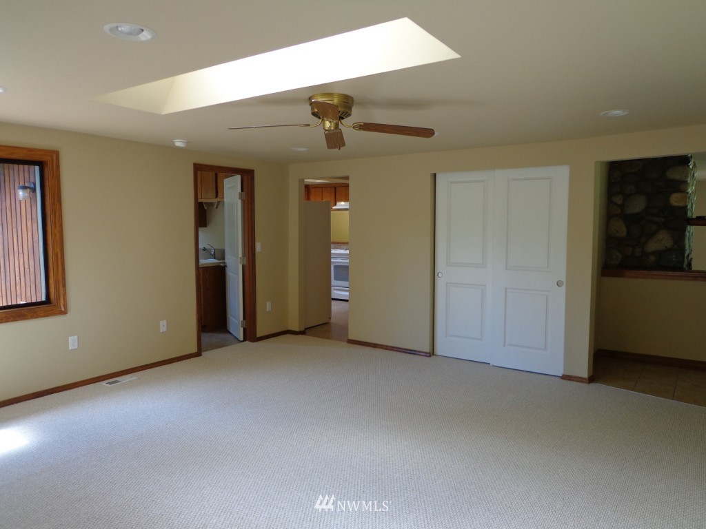612 John Bailey Road Bothell, WA 98012 - Photo 10 of 14 Gallery Image 10