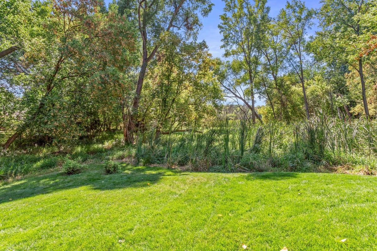 12041 Robin Road Maple Grove, MN 55369 - Photo 27 of 33 Gallery Image 27