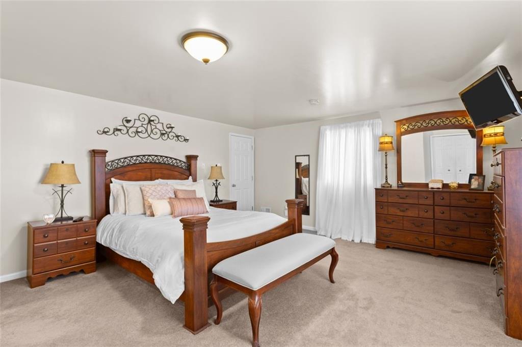 812 Rolling Rock Road Pittsburgh, PA 15234 - Photo 17 of 24 Large Owner's Suite with lots of natural light and space.
