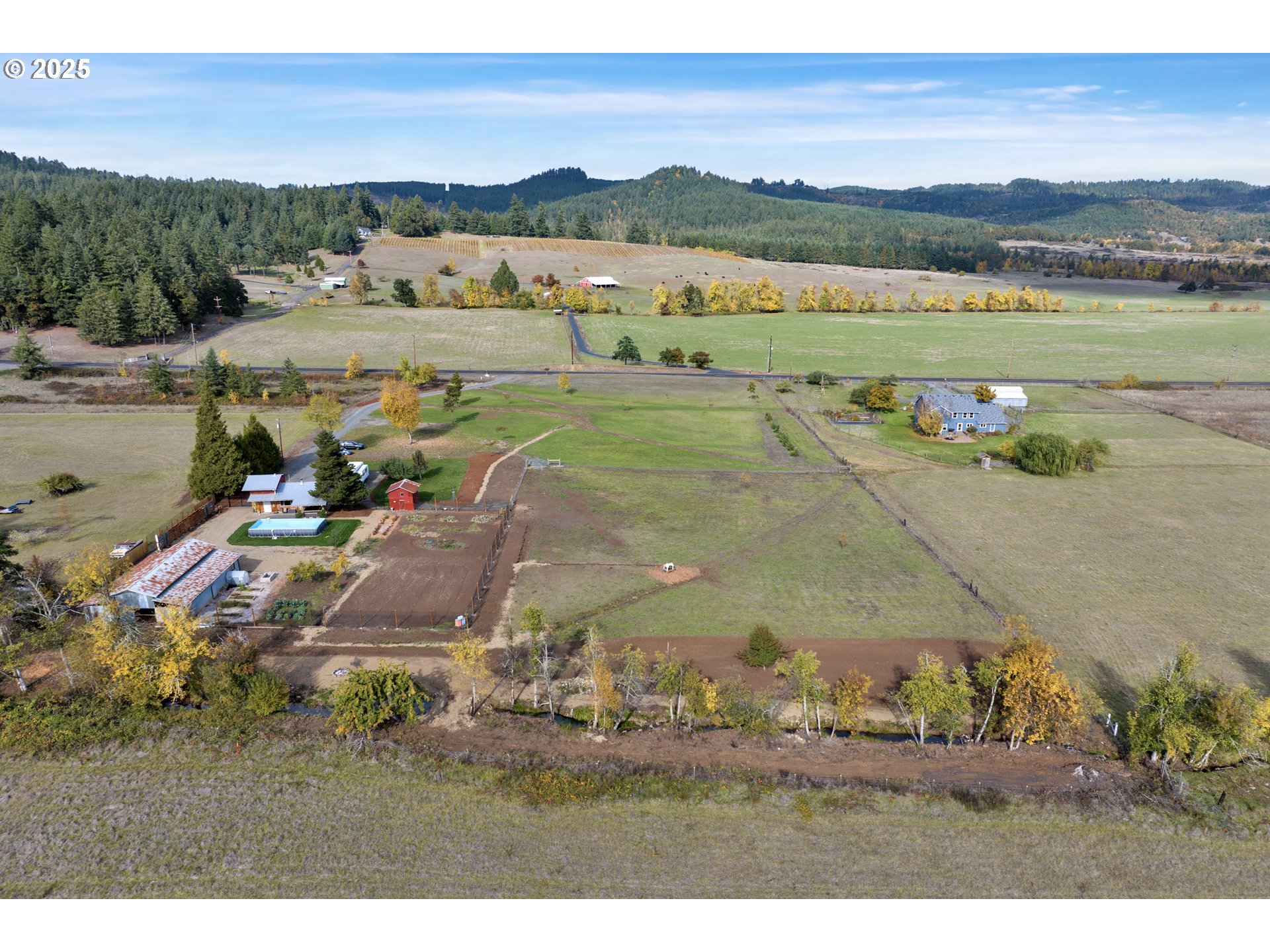 30306 Camas Swale Road Creswell, OR 97426 - Photo 23 of 29