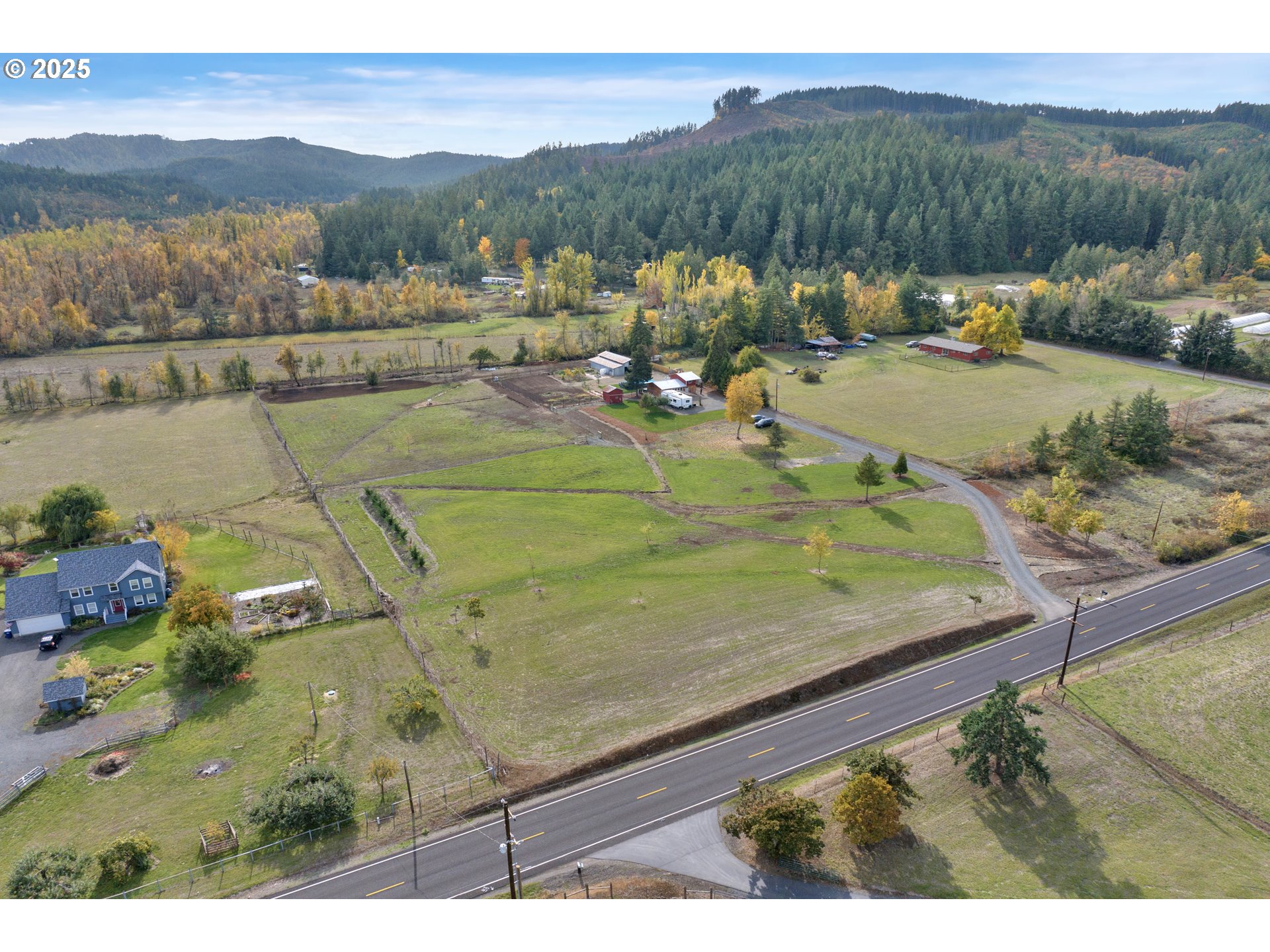 30306 Camas Swale Road Creswell, OR 97426 - Photo 27 of 29