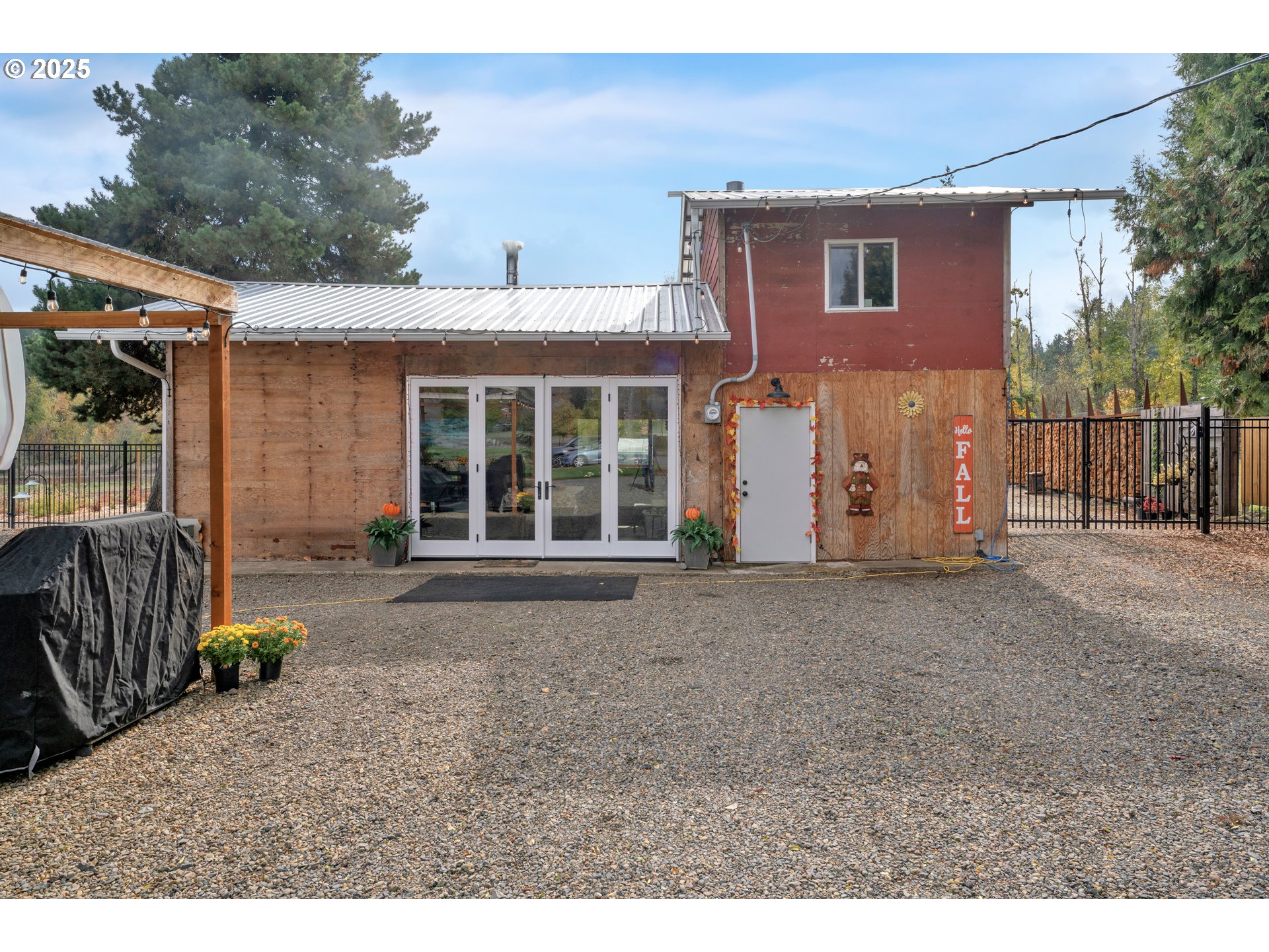 30306 Camas Swale Road Creswell, OR 97426 - Photo 4 of 29