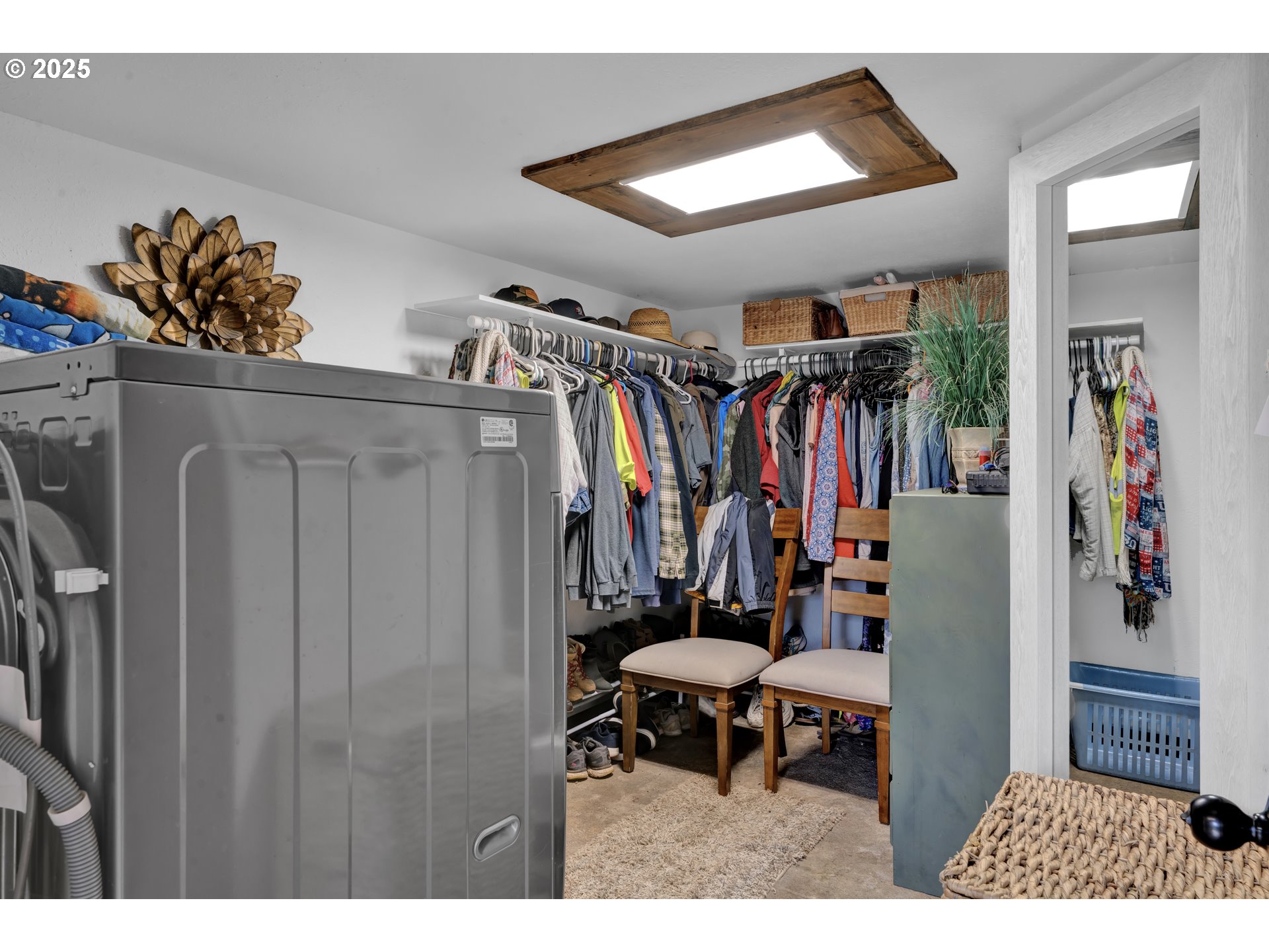 30306 Camas Swale Road Creswell, OR 97426 - Photo 9 of 29