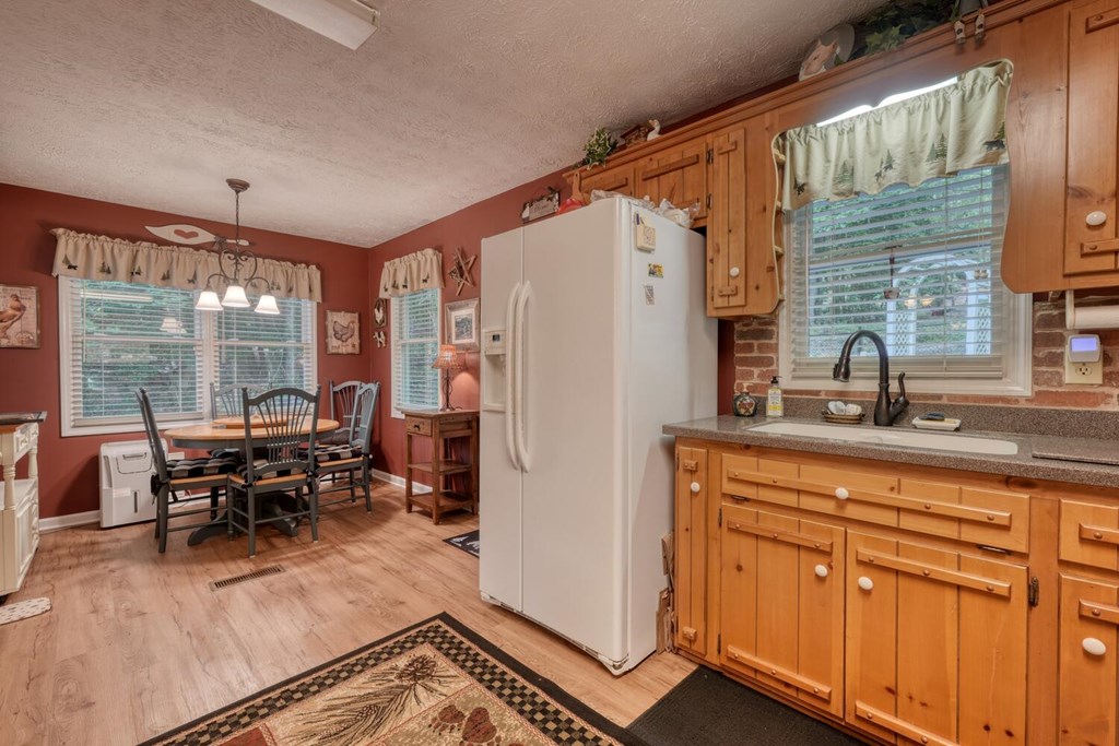 2284 Lovingood Road Hiawassee, GA 30546 - Photo 11 of 28 Gallery Image 11