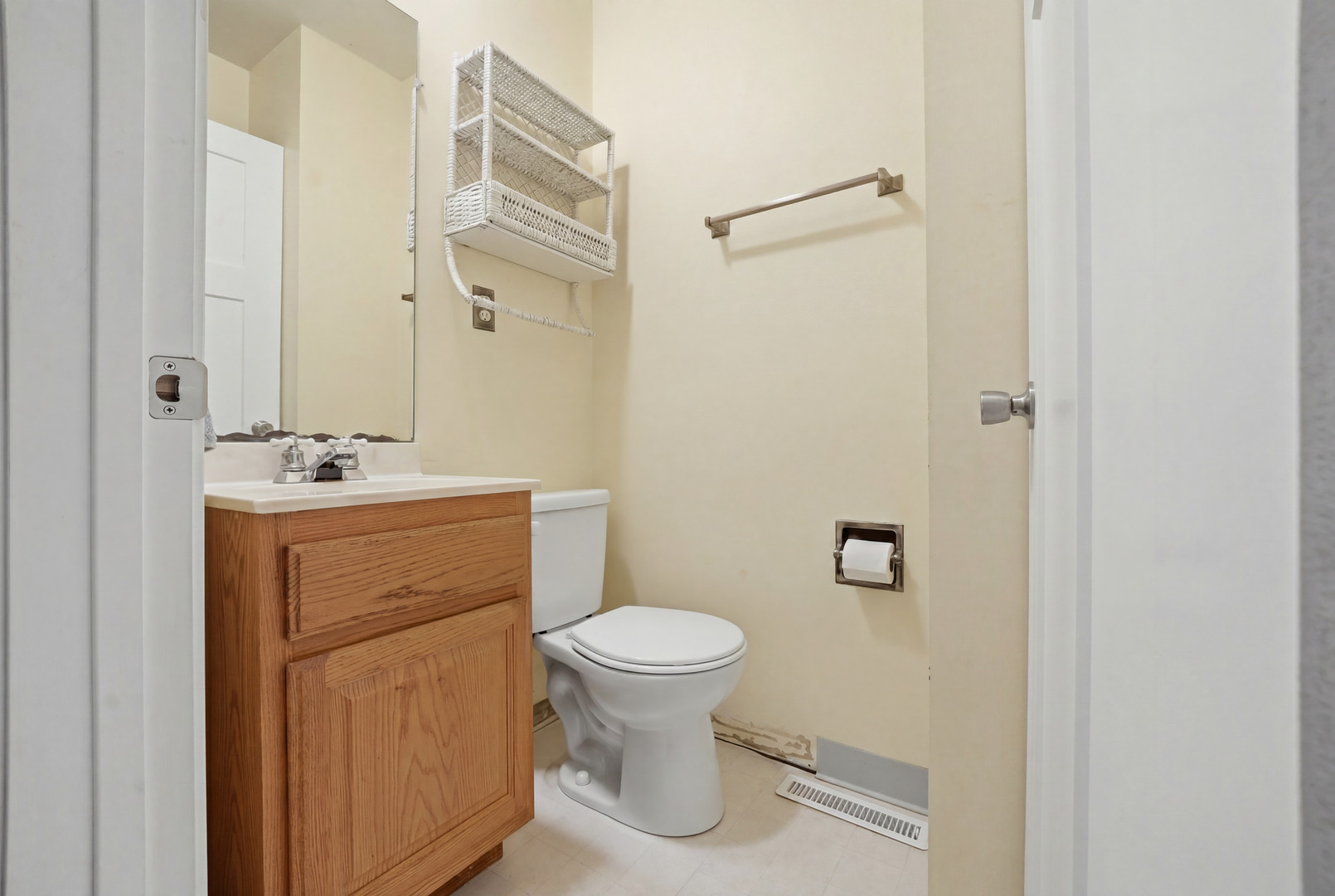 323 East Dresser Road DeKalb, IL 60115 - Photo 21 of 37