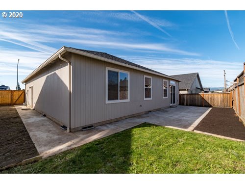 4760 Glacier Meadows Loop Springfield, OR 97478 - Photo 21 of 22