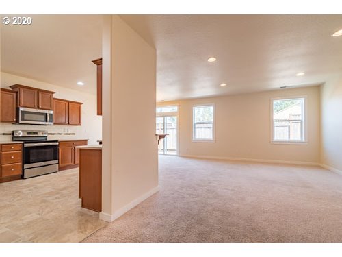 4760 Glacier Meadows Loop Springfield, OR 97478 - Photo 5 of 22