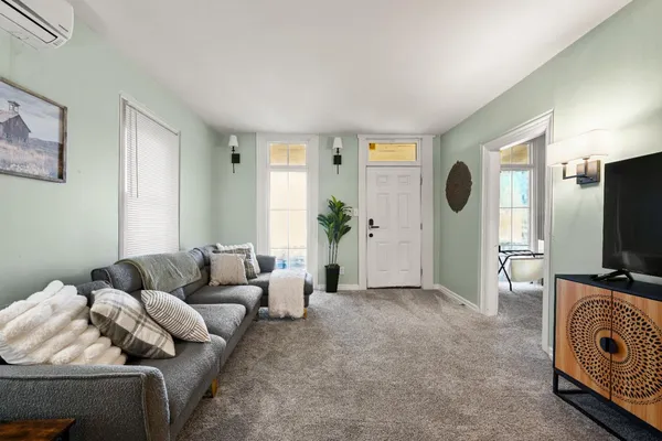 $210,000 | 109 5th Street, Aurora, IN 47001